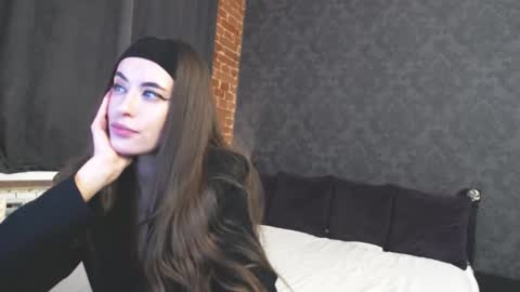 Anna online show from 02-20-25, 06:02