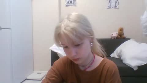 Malvina online show from 07-05-26, 04:47