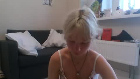 Malvina online show from 07-28-26, 02:24