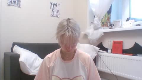 Malvina online show from 07-30-26, 03:11