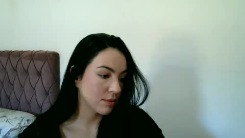anabelenogueira1 online show from 06-18-26, 03:38
