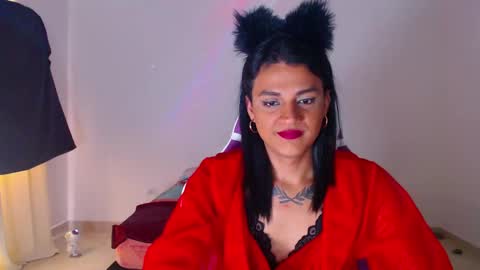 Snapshot of anabellabonariva chatting on 01-05-25, 06:35 Anabella online show from 01-05-25, 06:35