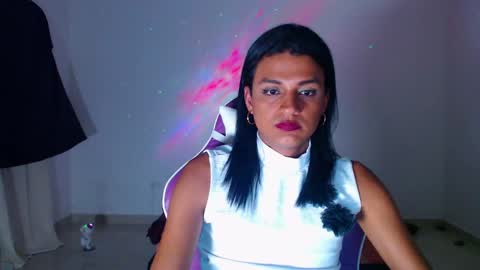 Snapshot of anabellabonariva chatting on 01-06-25, 02:48 Anabella online show from 01-06-25, 02:48