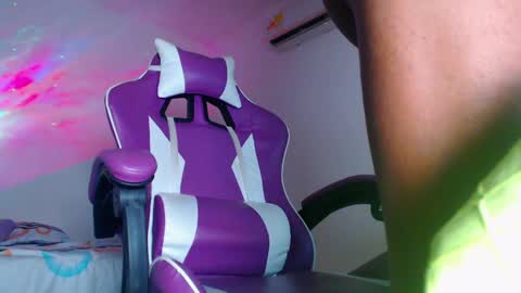 Snapshot of anabellabonariva chatting on 02-12-25, 05:47 Anabella online show from 02-12-25, 05:47