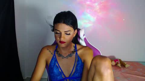Snapshot of anabellabonariva chatting on 02-21-25, 10:37 Anabella online show from 02-21-25, 10:37