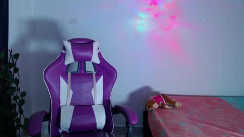 Snapshot of anabellabonariva chatting on 02-23-25, 12:30 Anabella online show from 02-23-25, 12:30