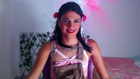 Snapshot of anabellabonariva chatting on 03-01-25, 02:26 Anabella online show from 03-01-25, 02:26