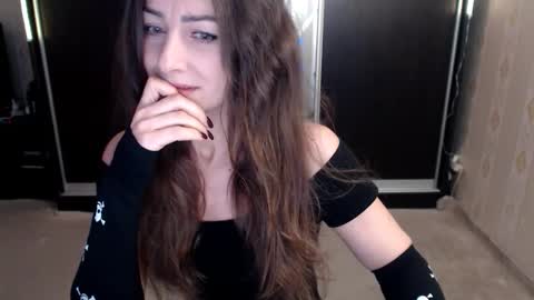 Snapshot of anabelsweet chatting on 11-04-25, 04:33 Milana online show from 11-04-25, 04:33