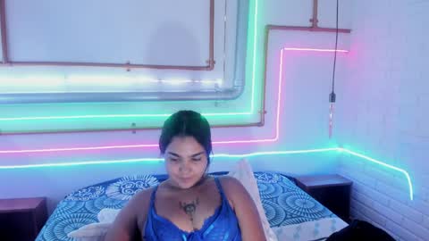 Anna online show from 06-10-26, 12:04