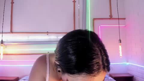 Anna online show from 06-18-26, 04:33