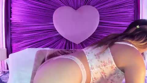 Anna online show from 07-17-26, 04:12