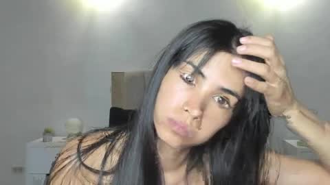 Ana Henao or Annie... Follow me ahenaocb Insta  X online show from 04-10-26, 03:23