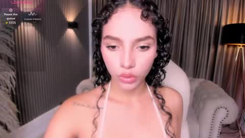 Anahi Curlie online show from 05-02-26, 10:53