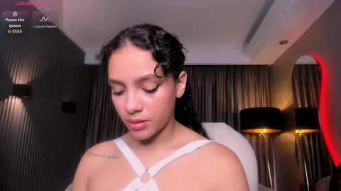Anahi Curlie online show from 05-19-26, 11:05