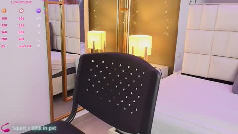 Anahi  online show from 10-10-25, 07:35