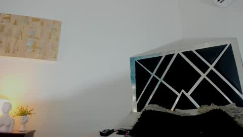 Snapshot of anahidolls chatting on 03-02-25, 03:59 Anah online show from 03-02-25, 03:59