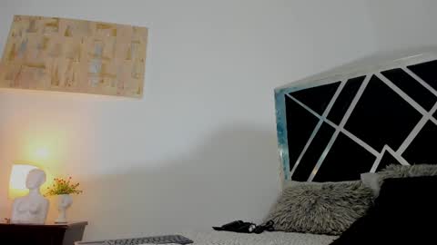 Snapshot of anahidolls chatting on 03-08-25, 12:30 Anah online show from 03-08-25, 12:30