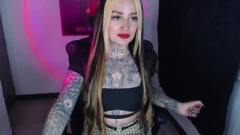 Snapshot of anai_gomez chatting on 12-24-24, 07:33 Callme Mistress Ani online show from 12-24-24, 07:33