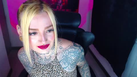 Snapshot of anai_gomez chatting on 01-14-25, 07:11 Callme Mistress Ani online show from 01-14-25, 07:11
