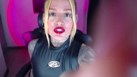 Snapshot of anai_gomez chatting on 01-20-25, 11:10 Callme Mistress Ani online show from 01-20-25, 11:10