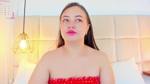 Snapshot of anaisclarkx chatting on 12-31-24, 02:25 Anais clark online show from 12-31-24, 02:25