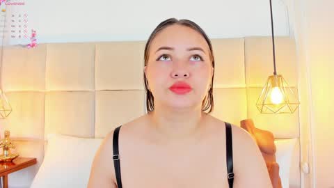Snapshot of anaisclarkx chatting on 01-16-25, 11:26 Anais clark online show from 01-16-25, 11:26