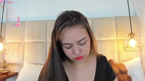 Snapshot of anaisclarkx chatting on 01-22-25, 11:23 Anais clark online show from 01-22-25, 11:23