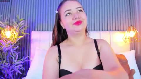 Snapshot of anaisclarkx chatting on 09-17-25, 11:34 Anais clark online show from 09-17-25, 11:34