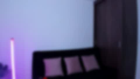 Snapshot of anakiss1 chatting on 01-14-25, 01:58 help me to get 100 thumps up online show from 01-14-25, 01:58