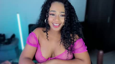 Snapshot of anakiss1 chatting on 01-21-25, 05:38 help me to get 100 thumps up online show from 01-21-25, 05:38