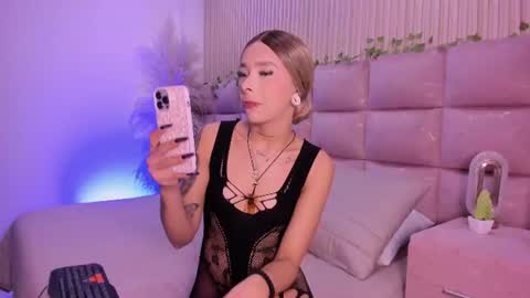 Ana online show from 06-19-26, 03:55