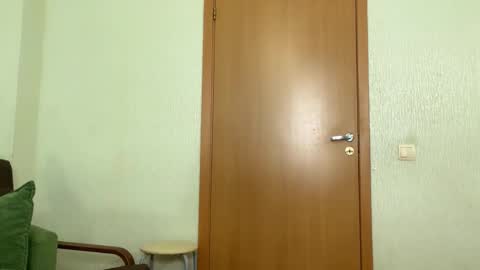 Snapshot of anal_pervert_pov_couple chatting on 09-27-25, 04:06 Tiffany and Roger online show from 09-27-25, 04:06