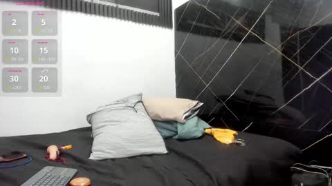 Snapshot of analia_smith chatting on 01-11-26, 04:12 Analia smith online show from 01-11-26, 04:12