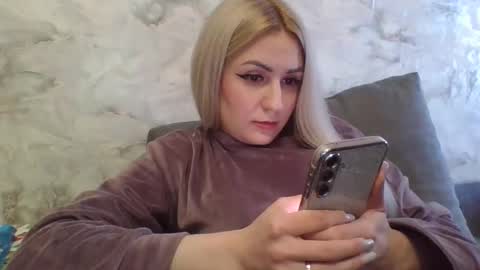 analqueen2024 online show from 03-01-25, 12:56