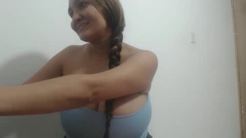 analy_hot online show from 04-12-26, 02:27