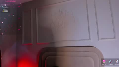 Snapshot of anamonroee chatting on 09-29-25, 11:48 anamonroee online show from 09-29-25, 11:48