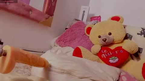 anamonroee online show from 07-04-26, 12:50