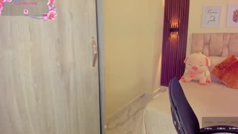 A N A  my connection hours are from 600 pm to 12 pm Colombian time online show from 10-10-25, 01:04