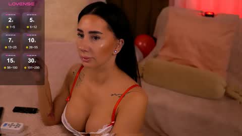 Anna online show from 02-14-25, 04:26