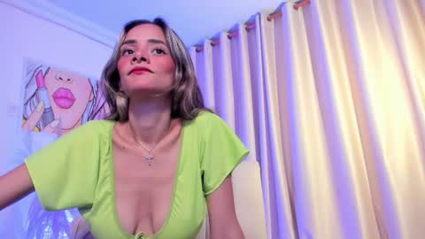 Snapshot of anaskinny chatting on 01-11-26, 07:30 Ana online show from 01-11-26, 07:30