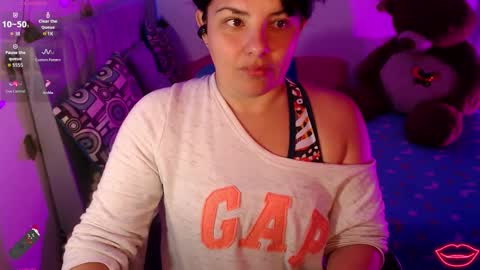 Snapshot of anaspark chatting on 09-30-25, 01:49 Ana online show from 09-30-25, 01:49
