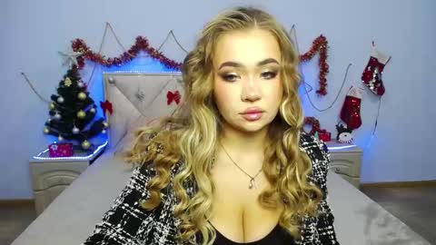 anastacyyellig online show from 12-28-24, 07:43