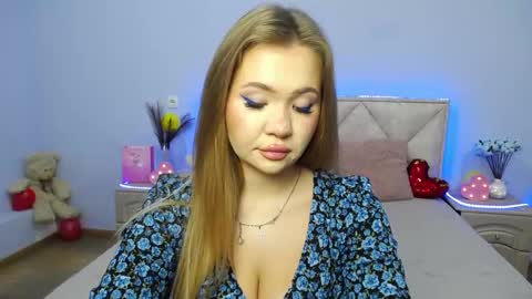 anastacyyellig online show from 01-16-25, 11:27