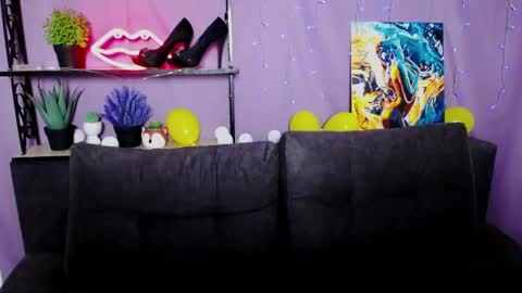 anastacyyellig online show from 01-20-25, 11:32