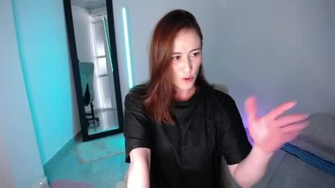 anastasia_doll8 online show from 04-13-26, 09:42