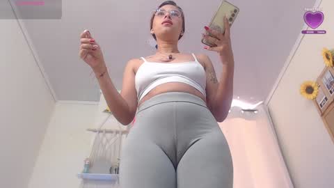 Snapshot of anastasia_gray12 chatting on 12-07-24, 12:13 anastasia online show from 12-07-24, 12:13