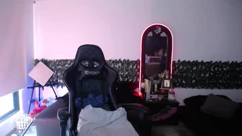 Jennyfer.... but u can say me Anastasia online show from 10-15-25, 09:04