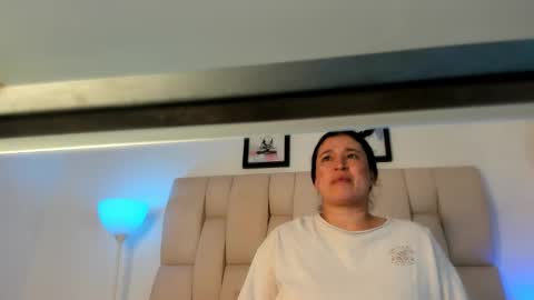 anastassia_29 online show from 05-15-26, 10:33