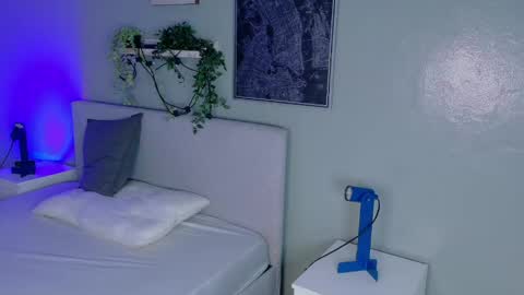 Kendra  online show from 04-04-26, 11:18