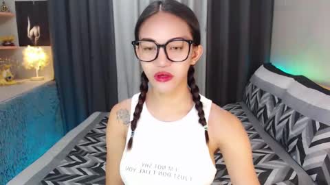 Snapshot of anawalters chatting on 12-19-24, 12:56 anawalters online show from 12-19-24, 12:56